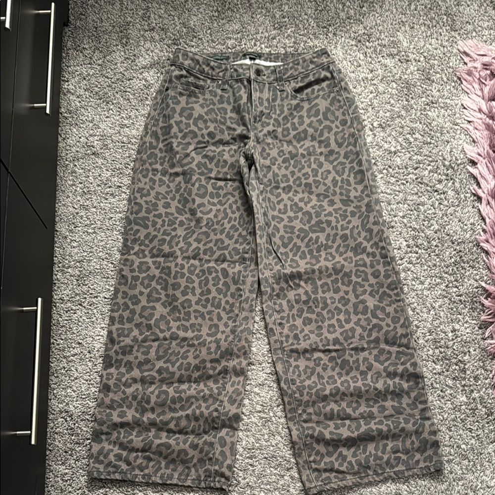Leopard Print Wide-Leg Pants